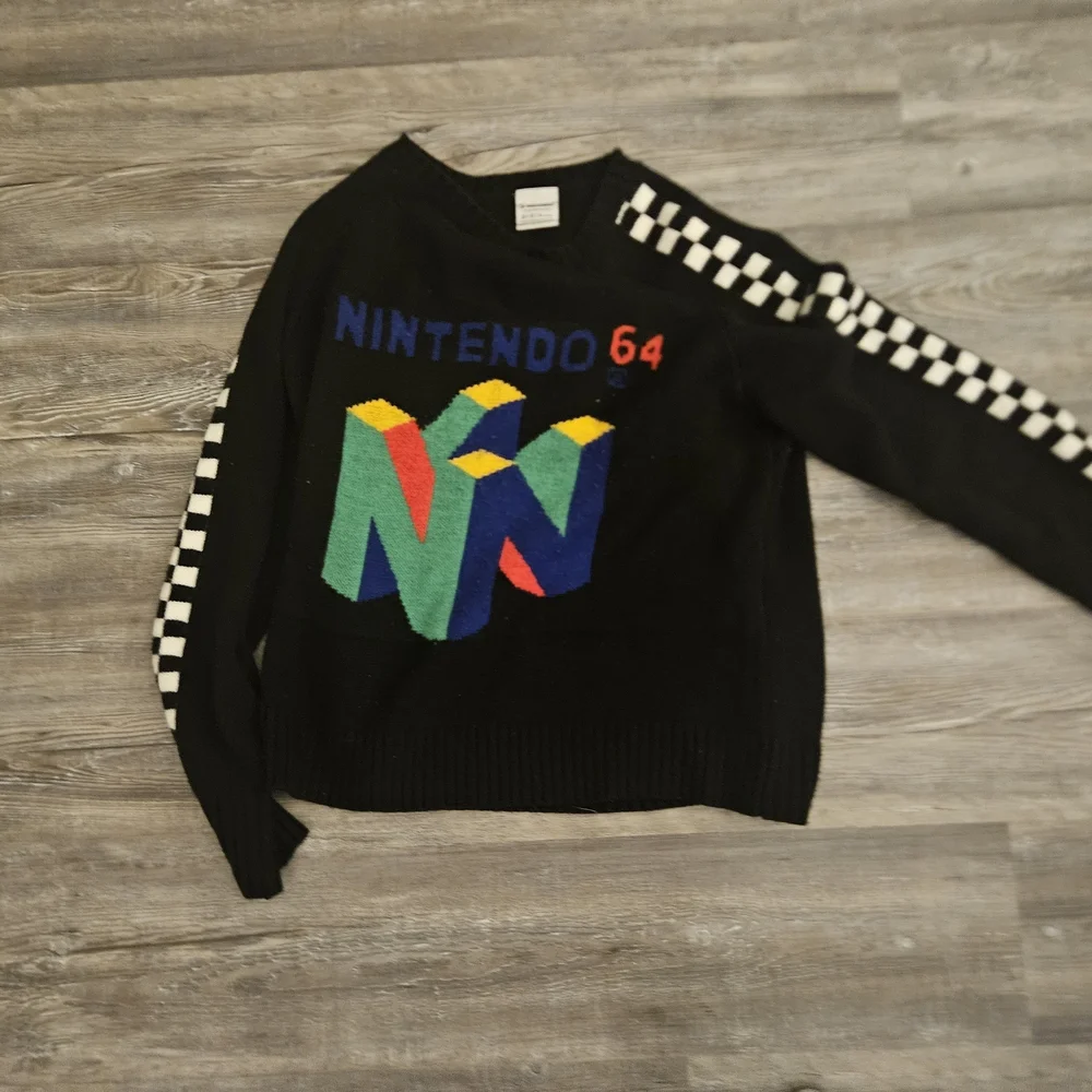 Nintendo 64 Black Sweater - Picture 1 of 3